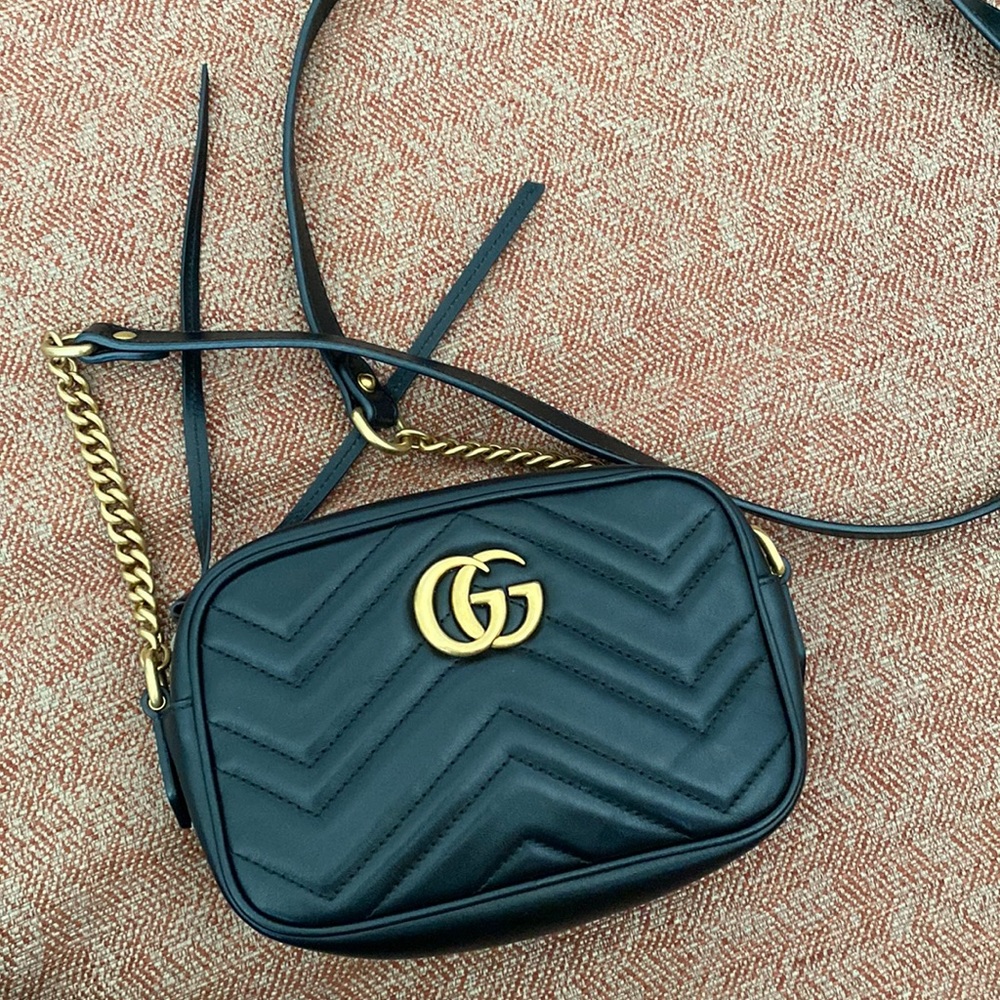 Black Gucci Marmont Matelasse Mini Crossbody